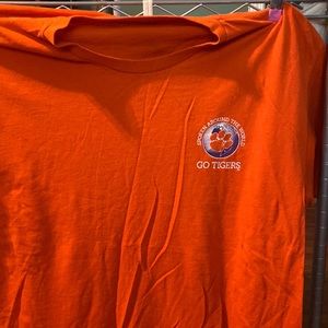 Mens Clemson shirt size Large